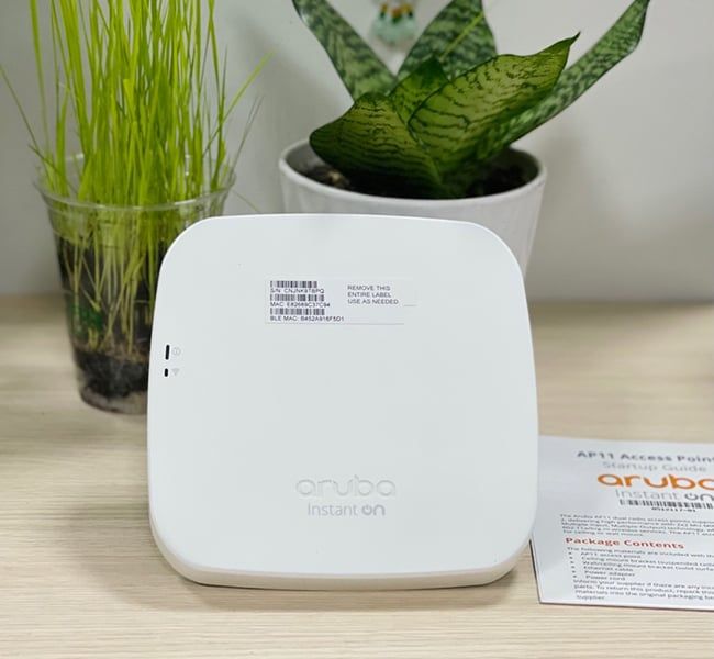 Thiết Bị Thu Phát Sóng Wifi Aruba Instant On AP 12 RW