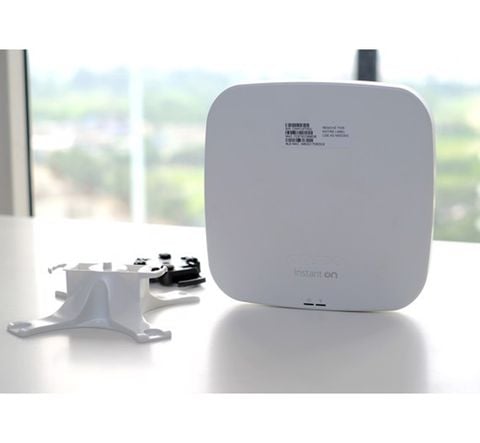 Thiết Bị Thu Phát Sóng Wifi Aruba Instant On AP 11 RW