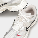 Giày V5 RNR Running Shoes HQ7901-104 Summit White Light Orewood Brown Sail Black