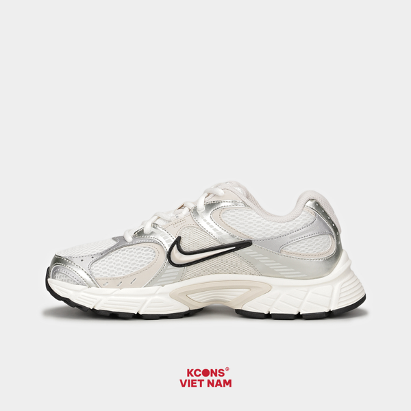 Giày V5 RNR Running Shoes HQ7901-104 Summit White Light Orewood Brown Sail Black