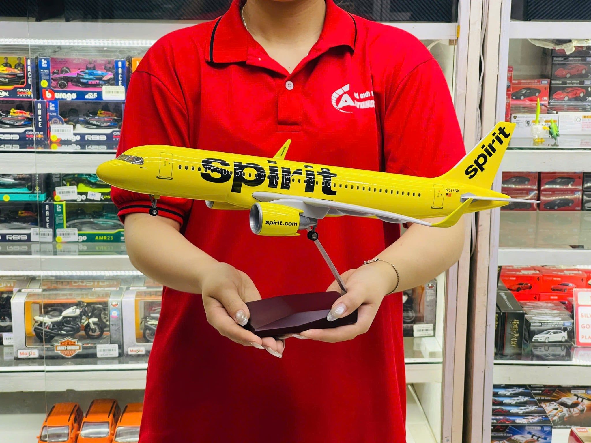 Mô hình máy bay Spirit Airbus A320 Neo có bánh xe kích thước 47cm no led MB47115 
