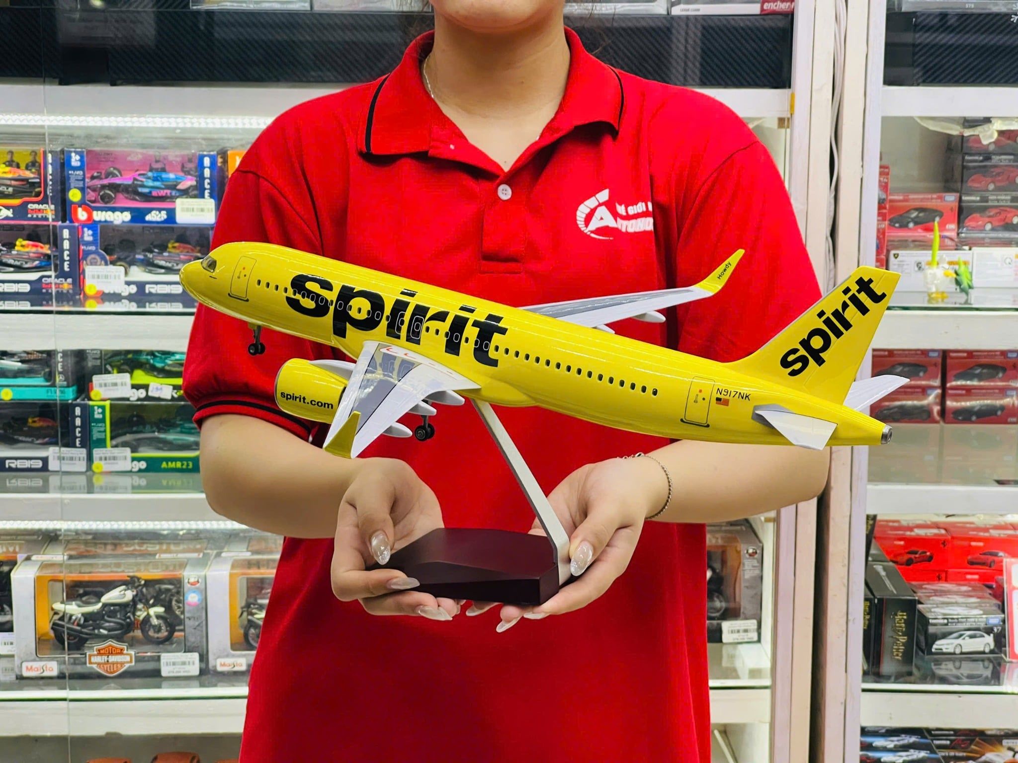  Mô hình máy bay Spirit Airbus A320 Neo có bánh xe kích thước 47cm no led MB47115 