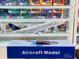 Mô hình máy bay Saudi Arabian Boeing B747 có bánh xe kích thước 47cm no led MB47106 