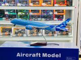 Mô hình máy bay Etihad Manchester City Boeing B787 có bánh xe kích thước 47cm no led MB47103 