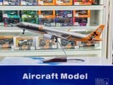  Mô hình máy bay Jetstar Airbus A321 có bánh xe kích thước 47cm no led MB47116 