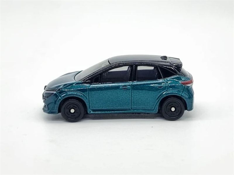  Mô hình xe No.109 grey Honda Vezel SP 25 tỉ lệ 1:63 Tomica 950592 