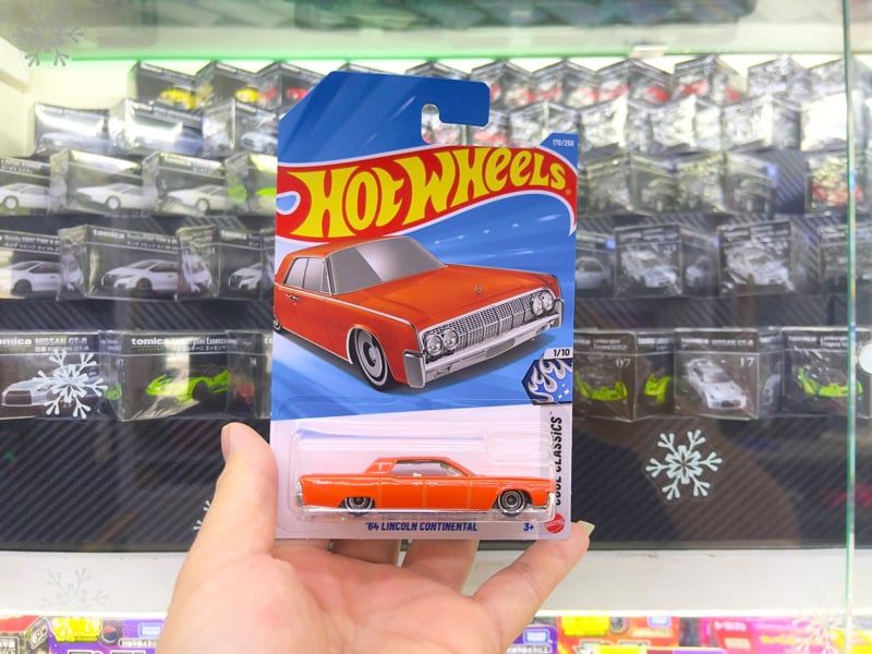  Mô hình xe Lincoln Continental '64 orange Hot Wheels kim loại có bản quyền chính hãng tỉ lệ 1:64 C4982-LI 