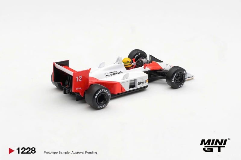  Mô hình xe McLaren MP4/4 #12 Ayrton Senna 1988 Canadian Grand Prix Winner tỉ lệ 1:64 MiniGT MGT01228 
