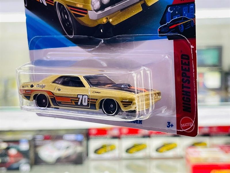  Mô hình xe Dodge Charger Challenger Hemi '70 Hotwheels kim loại có bản quyền chính hãng tỉ lệ 1:64 C4982-DO 