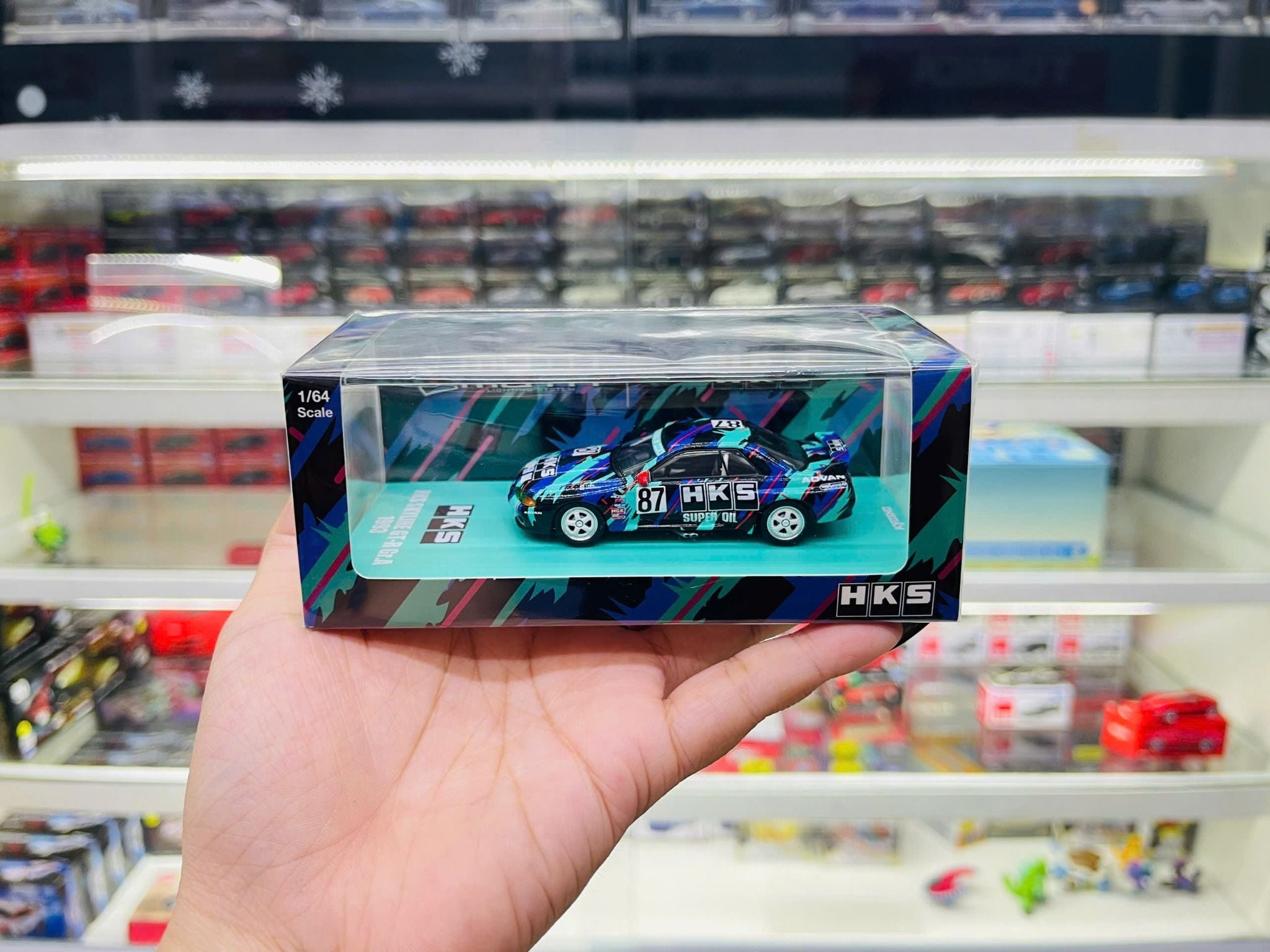  Mô hình xe Nissan Skyline GT-R R32 1993 HKS (MOTN Lighting System Front & Rear) tỉ lệ 1:64 Kyosho 