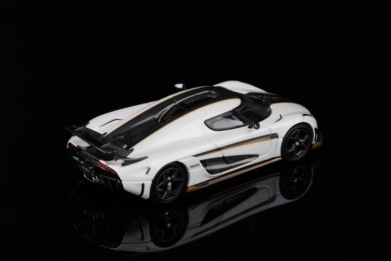  Mô hình xe Koenigsegg Regera Carbon Fiber Diecast Model tỉ lệ 1:64 SC Art 