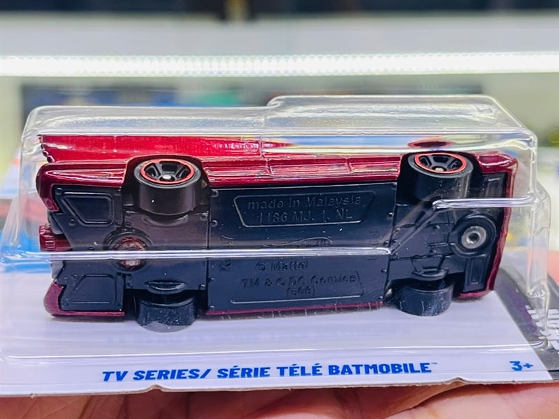  Mô hình xe tải TV series televison Batmobile Batman Fantasy Hotwheels kim loại có bản quyền chính hãng tỉ lệ 1:64 C4982-FA 
