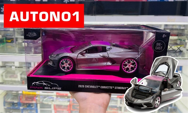  Mô hình xe 2020 Chevrolet Corvette Stingray Pink Slips tỉ lệ 1:24 Jada Toys 34848 