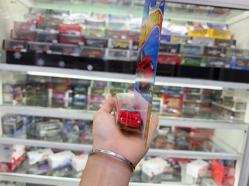  Mô hình xe Lamborghini Miura SV '71 Hotwheels kim loại có bản quyền chính hãng tỉ lệ 1:64 C4982-LAM 