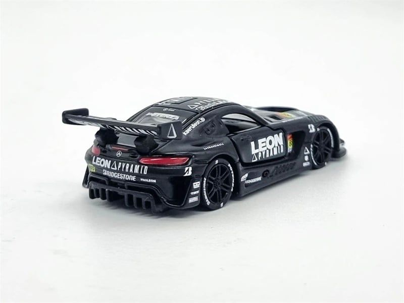  Mô hình xe Leon Pyramid AMG 25 tỉ lệ 1:64 Tomica Premium Racing 950882 