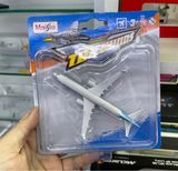 Mô hình máy bay dân sự Boeing B737-10 kích thước 12cm - Tailwinds Maisto 15088 MB12011 