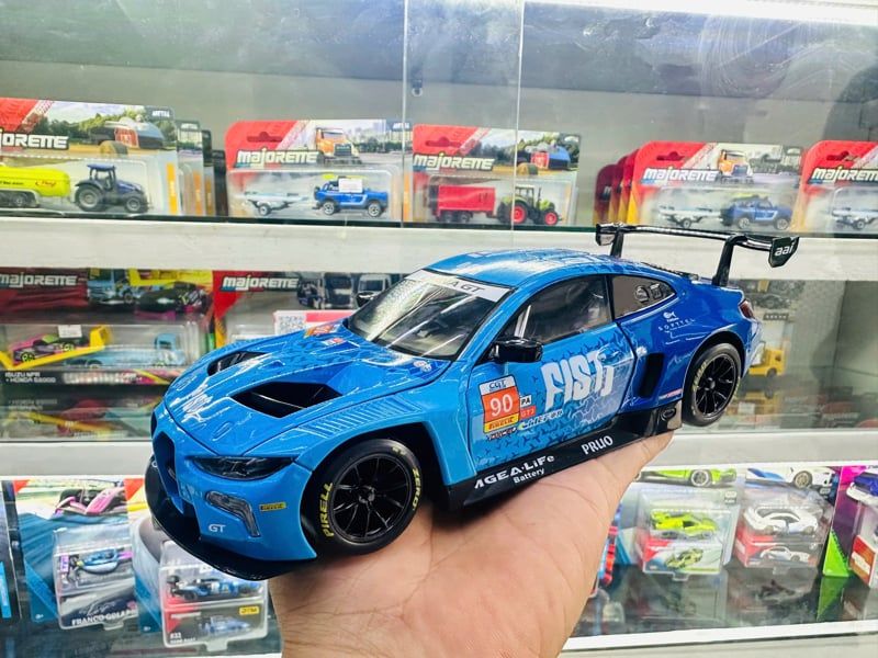  Xe ô tô mô hình bằng hợp kim và nhựa BM M4 GT3 tỉ lệ 1:24 JinLiFang OT24156 