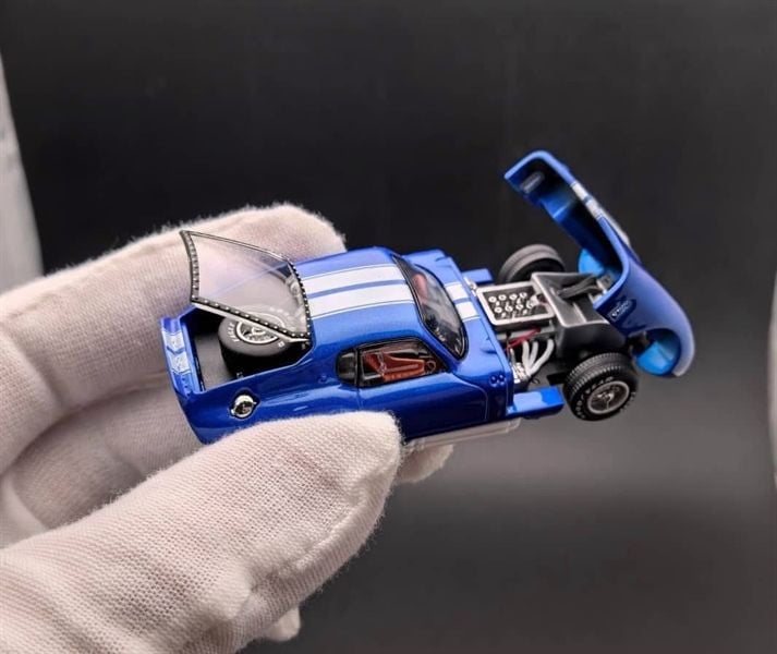  Mô hình xe Shelby Cobra Daytona Coupe(CSX2601) Openable Engin/Tailhood tỉ lệ 1:64 Fine Works64 OT64536 