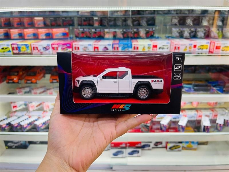  Mô hình xe bằng kim loại có trớn tỉ lệ 1:36 OT36001 