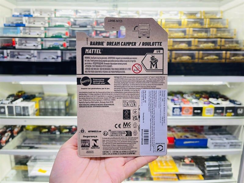  Mô hình xe tải Barbie dream camper/ roulotte Fantasy Hotwheels kim loại có bản quyền chính hãng tỉ lệ 1:64 C4982-FA 