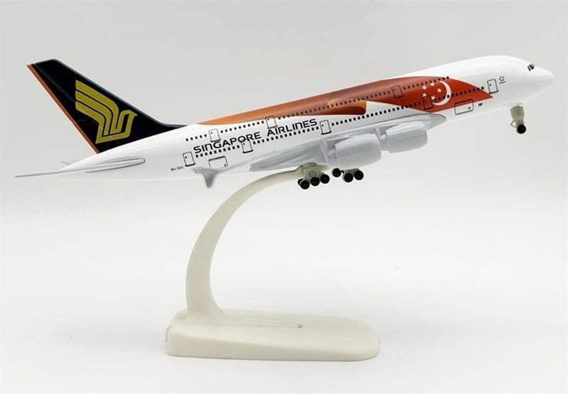  Mô hình máy bay Singapore Airbus A380 50th anniversary of Singapore kích thước 20 cm MB20158 