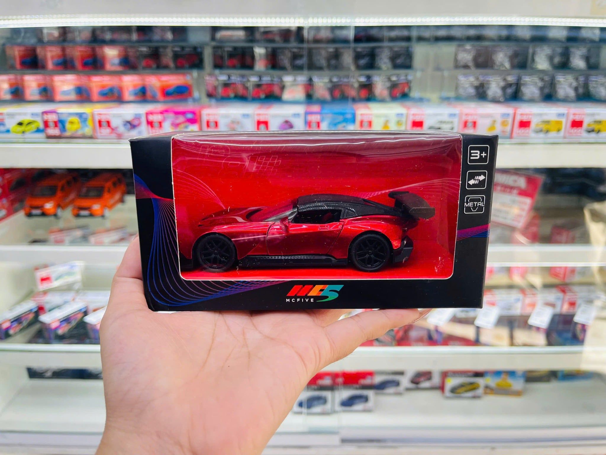 Mô hình xe bằng kim loại có trớn tỉ lệ 1:36 OT36001 