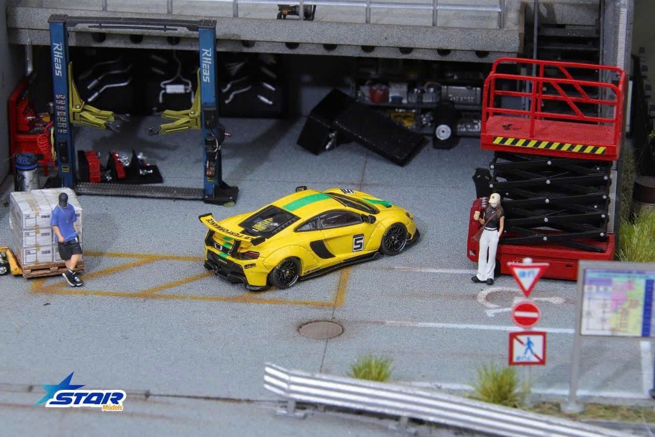  Mô hình xe Mclaren 650S LB works Liberty walk yellow #5 hộp mica tỉ lệ 1:64 Star model OT644501 