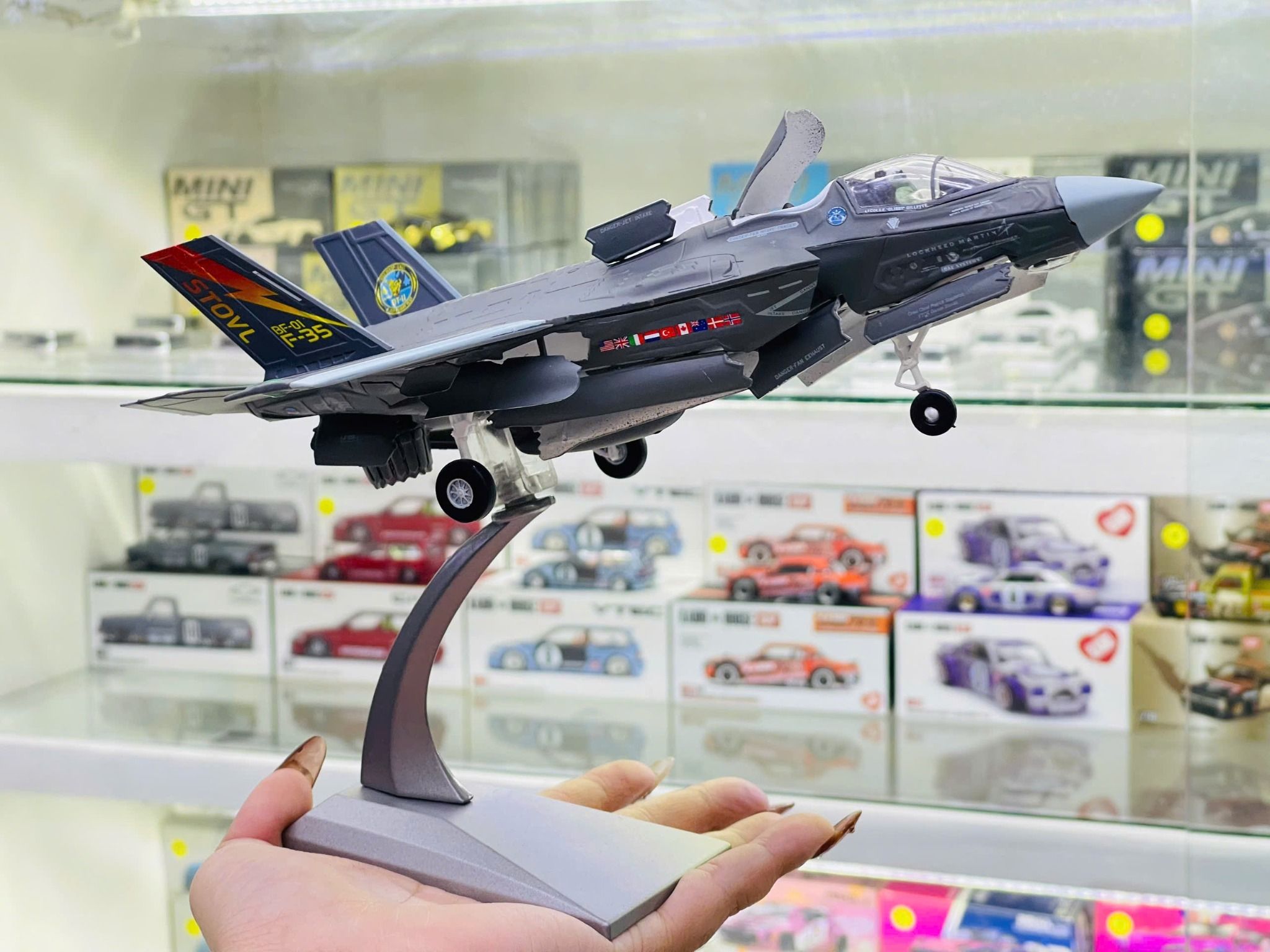  Mô hình máy bay chiến đấu ockheed Martin F-35B Lightning II 2006 US tỉ lệ 1:72 Ns models MBQS055 