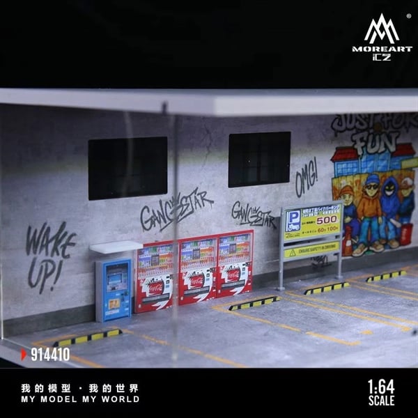  Hộp trưng bày mô phỏng bãi đỗ xe Parking lot - Art Graffiti Wall Lighting Edition Scene kích thước 30cmx13.3cmx10cm tỉ lệ 1:64 MoreArt MO914410 