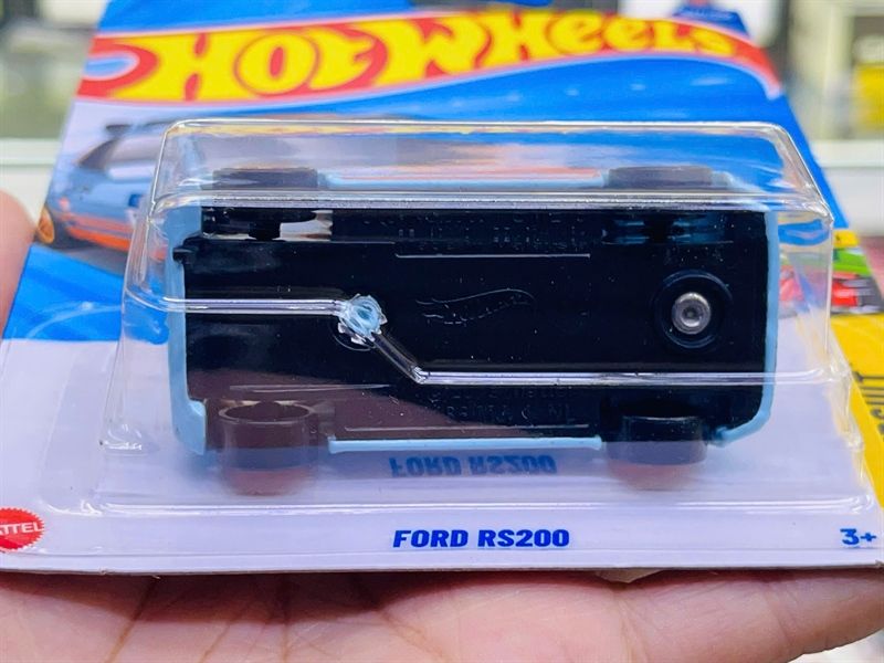  Mô hình xe Ford RS200 Hotwheels kim loại có bản quền chính hãng tỉ lệ 1:64 C4982-FO 