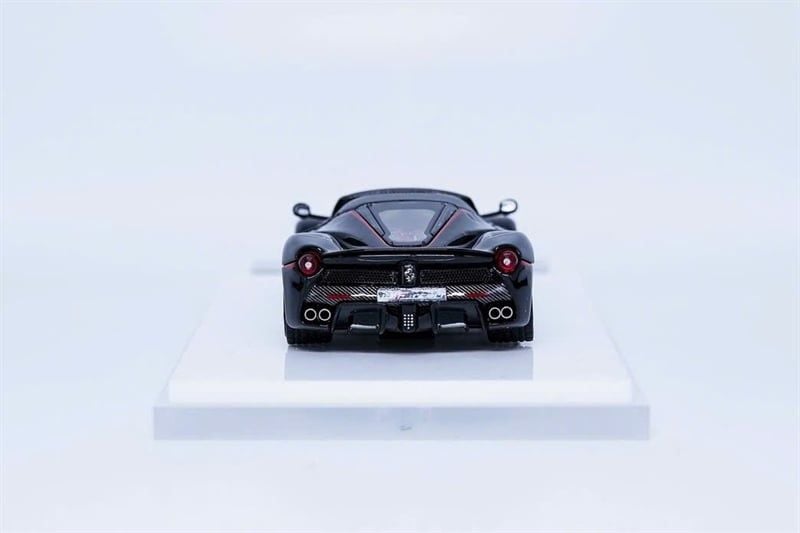  Mô hình xe Ferrari Laferrari Aperta Nero Daytona F150 tỉ lệ 1:64 Street Buster X HCi OT64537 