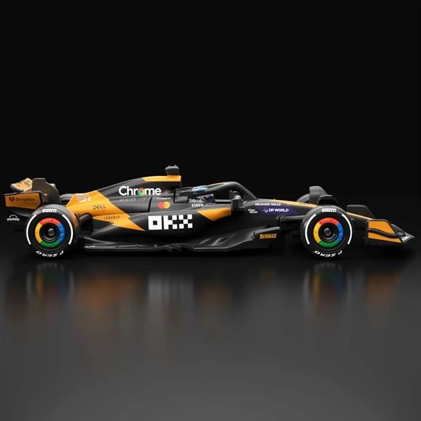  Mô hình xe McLaren Formula 1 Team MCL38 #81 tỉ lệ 1:64 Hotwheels Premium JBM25 