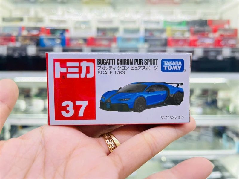 Mô hình xe Bugatti Chiron Pure sports No.37 tỉ lệ 1:58 Tomica 175759 