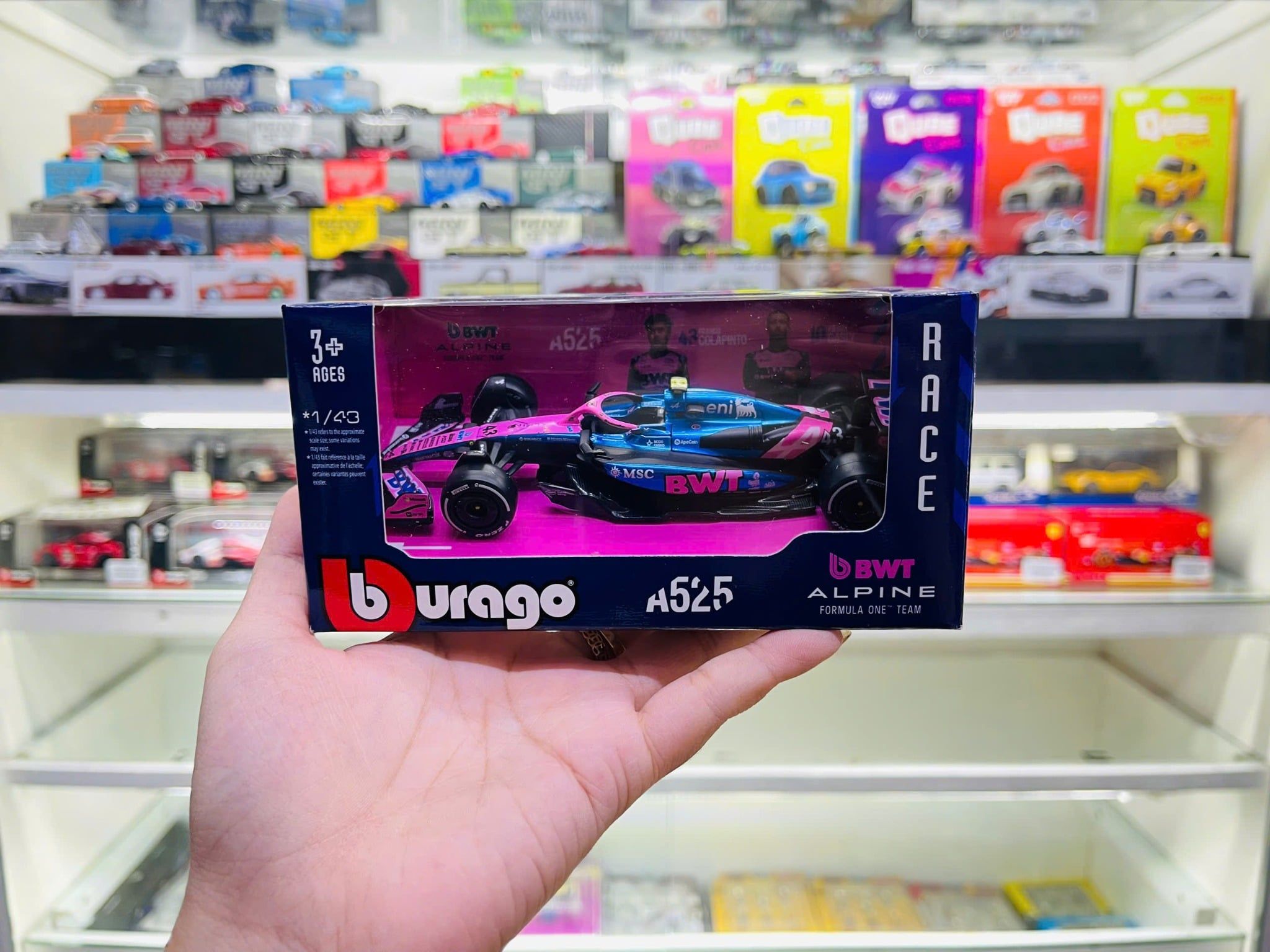  Mô hình xe đua F1 Formula BWT Alpine A525 tỉ lệ 1:43 Bburago 18-38257 