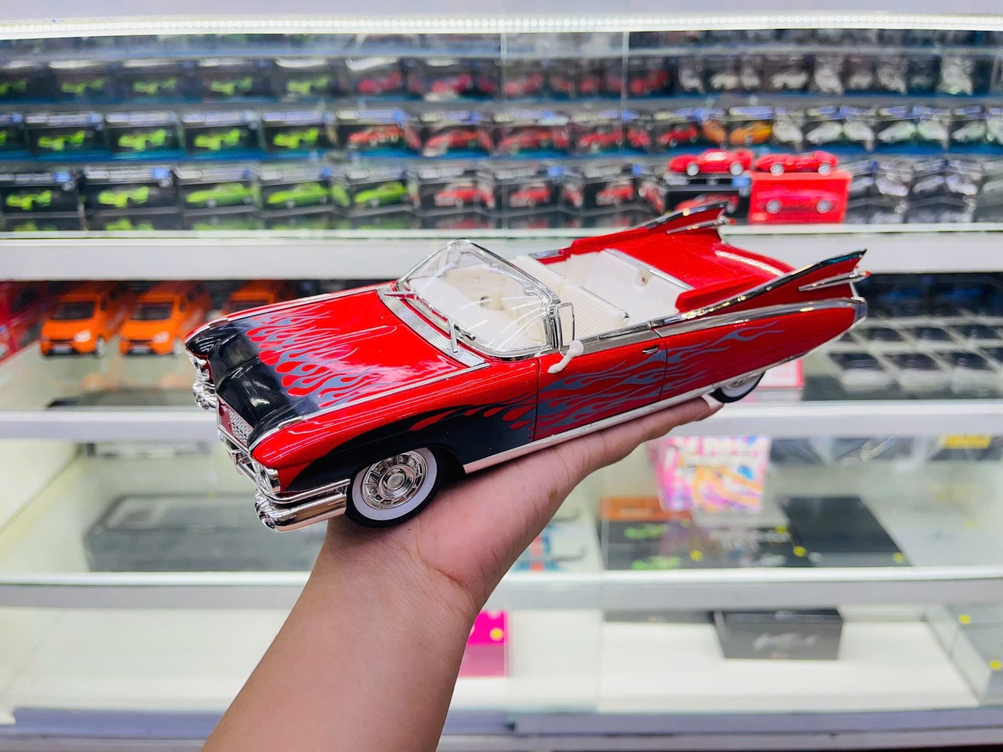  Mô hình xe ô tô Cadillac Eldorado full open tỉ lệ 1:24 Jilifiang model 1901-601 