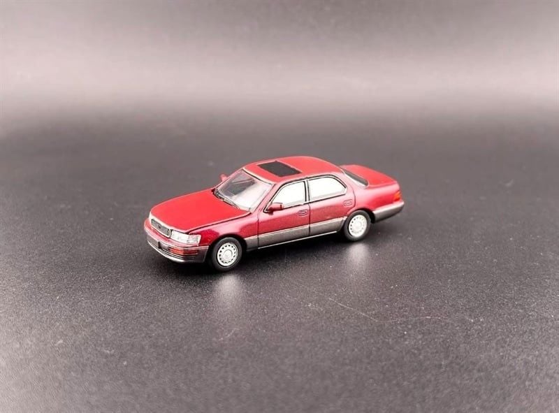  Mô hình xe Lexus LS400 XF10 (UCF10) tỉ lệ 1:64 Fine Works64 OT64809 