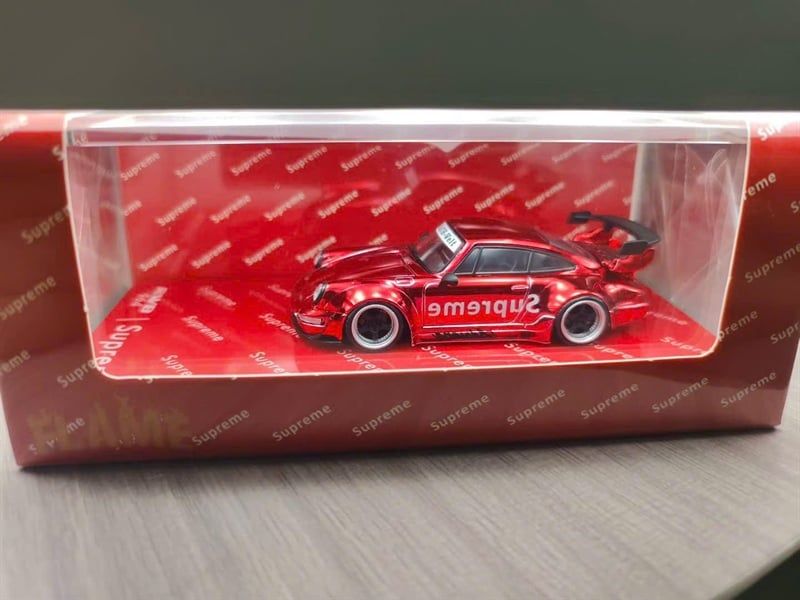  Mô hình xe Porsche 964 RWB crom red Supreme tỉ lệ 1:64 Flame model OT64763 