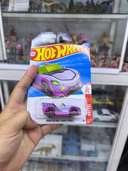  Mô hình xe Monster High Ghoul Mobile kim loại có bản quyền chính hãng tỉ lệ 1:64 C4982-FA 