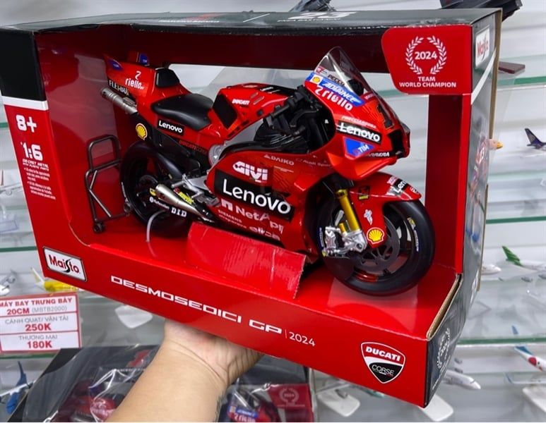  Mô hình xe mô tô đua Ducati Desmosedici GP 2024 Lenovo tỉ lệ 1:6 Maisto 32229 32245 