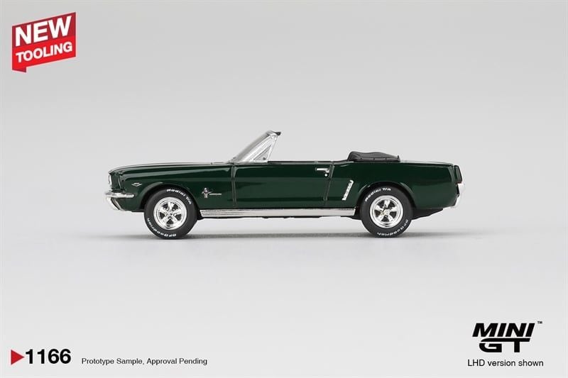  Mô hình xe Ford Mustang Convertible 1964 Highland Green tỉ lệ 1:64 MiniGT MGT01166 