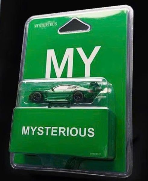  Mô hình xe BMW M4 GT3 cardbon card tỉ lệ 1:64 Mysterious OT64971 