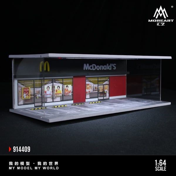  Hộp trưng bày mô phỏng cửa hàng McDonald's có đèn kích thước 30x13.3x10cm tỉ lệ 1:64 MoreArt MO914409 