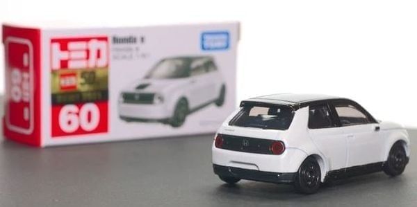  Mô hình xe Honda E No.60 tỉ lệ 1:61 Tomica 175681 