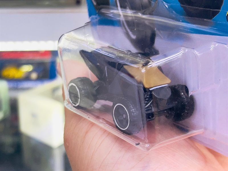  Mô hình xe Tesla Cyperquad gold Hotwheels kim loại có bản quyền chính hãng tỉ lệ 1:64 C4982-TE 
