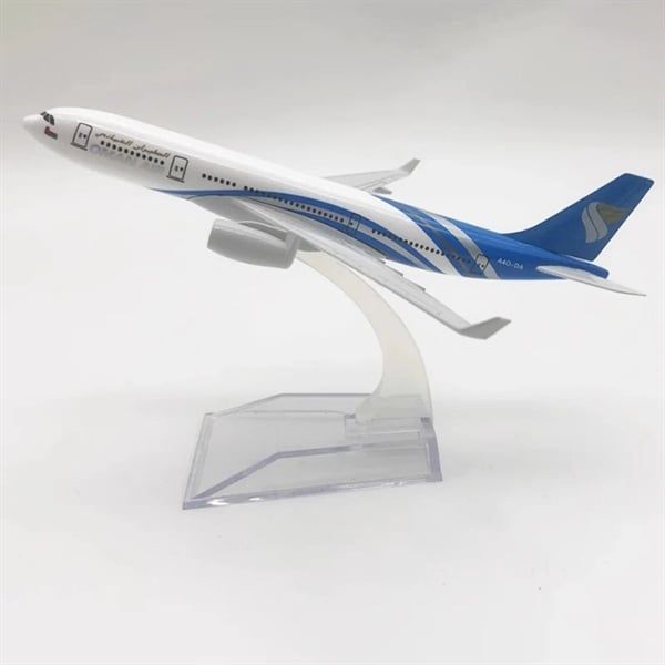  Mô hình máy bay Ả rập Oman Airlines Airbus A330 kích thước 16cm MB16219 