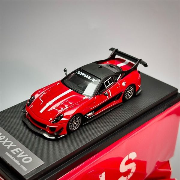  Mô hình xe ô tô Ferrari 599XX EVO Automotive limited 499pcs tỉ lệ 1:64 LS MODEL OT64624 