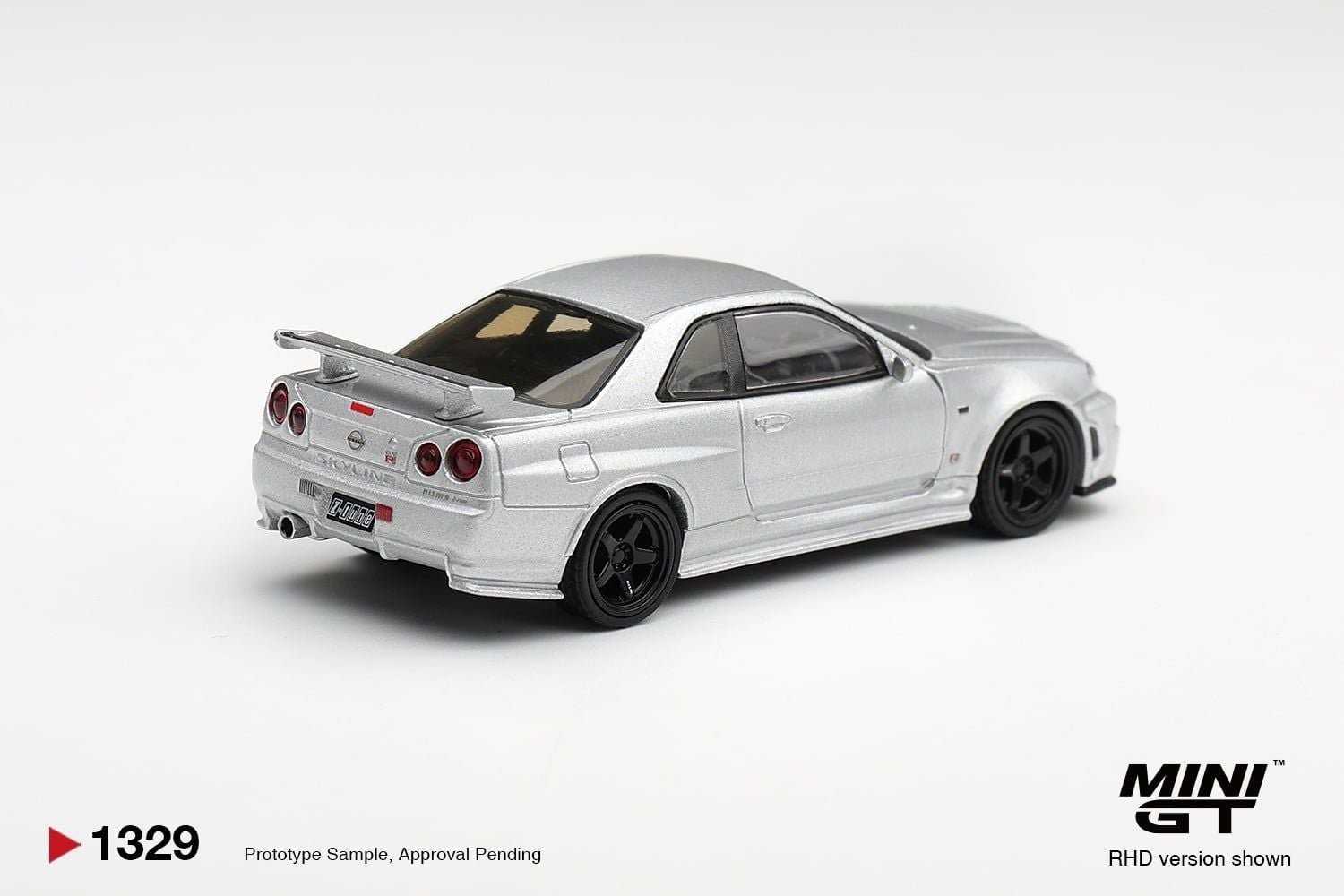  Mô hình xe Nissan NISMO R34GT-R Z-tune Z-Tune Silver tỉ lệ 1:64 MiniGT MGT01329 