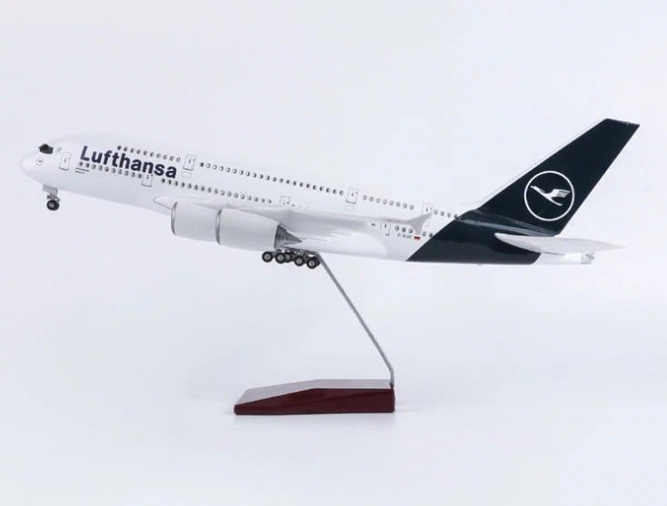 Mô hình máy bay dòng A A380 Lufthansa MB47122 