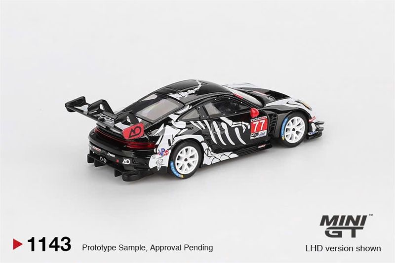  Mô hình xe Porsche 911 GT3 R #77 AO Racing 2025 IMSA Petit Le Mans bản card tỉ lệ 1:64 MiniGT MGT01143 