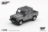  Mô hình xe Land Rover Defender 110 Crew Cab “Skyfall” tỉ lệ 1:64 MiniGT MGT00918-007 